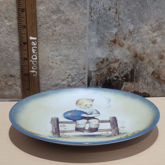 Schmid Hummel Mothers Day 1990 Mothers Little Athlete Decorative Wall Hanging Pl - Picture 7 of 11